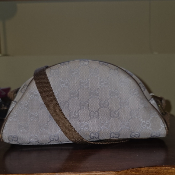 Gucci Beige and Brown Sholder Bag - Picture 1 of 15